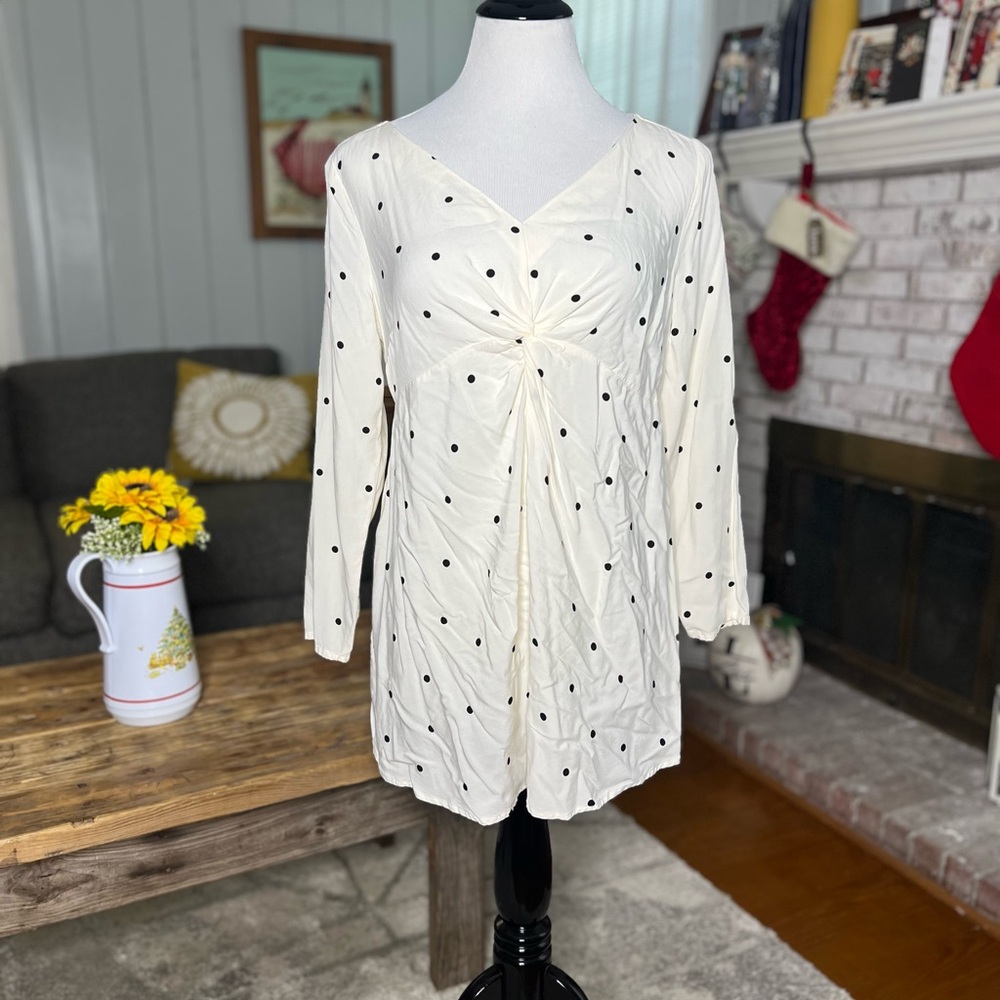 Old Navy Maternity polkadot v neck long sleeve blouse